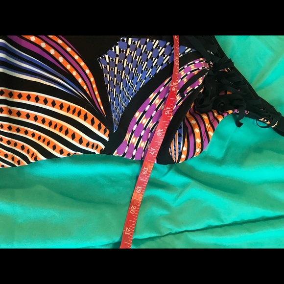 Swimsuits for All geometric  with fringe. - Picture 7 of 11